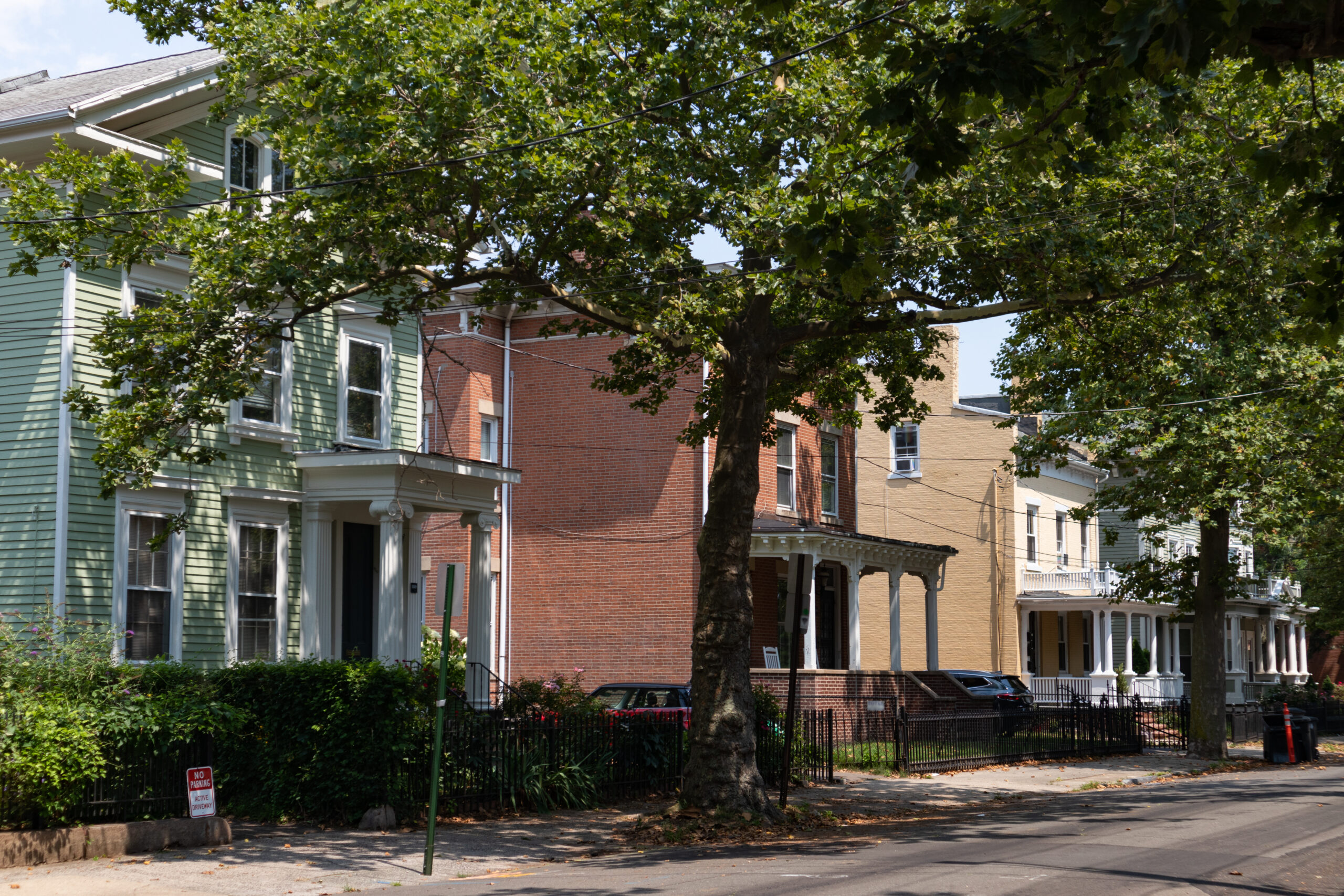 Historic New Haven Connecticut homes near Yale with tree-lined streets